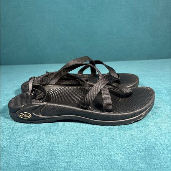 Size 7 - Women’s Chaco Water Sandals - Picture 3 of 6